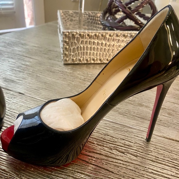 AUTHENTIC CHRISTIAN LOUBOUTIN NEW VERY PRIVE 120 BLACK PATENT HEELS OPEN TOE - Picture 6 of 16